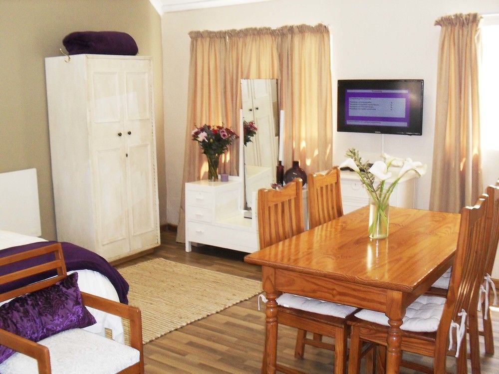 7 On Oakleigh Pietermaritzburg Exterior foto